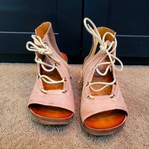 Miz Mooz lace-up pink leather wedge sandals size 40